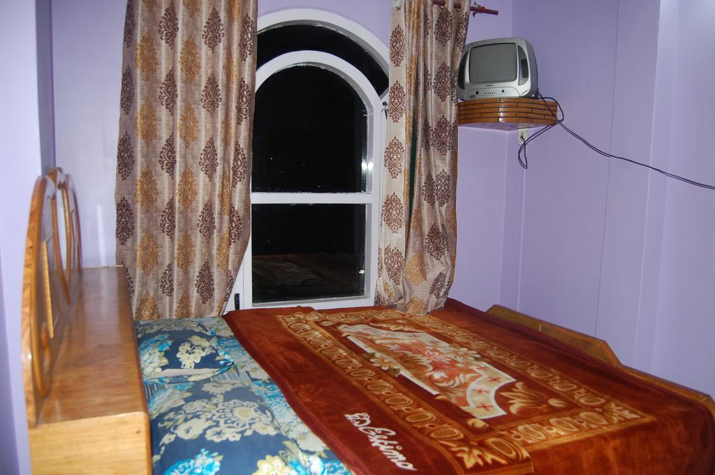 Hotel Ashish Inn Kandaghat Room photo
