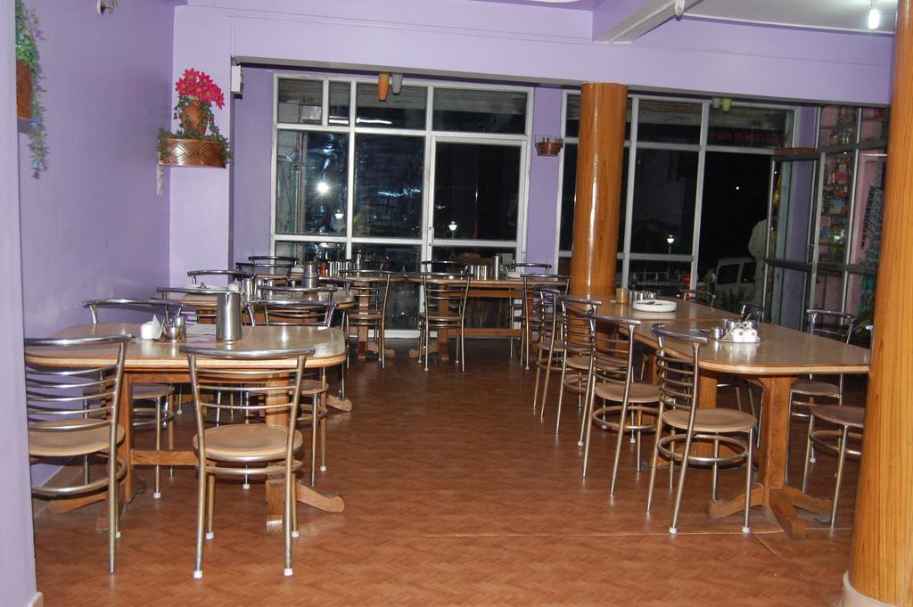 Hotel Ashish Inn Kandaghat Exterior photo